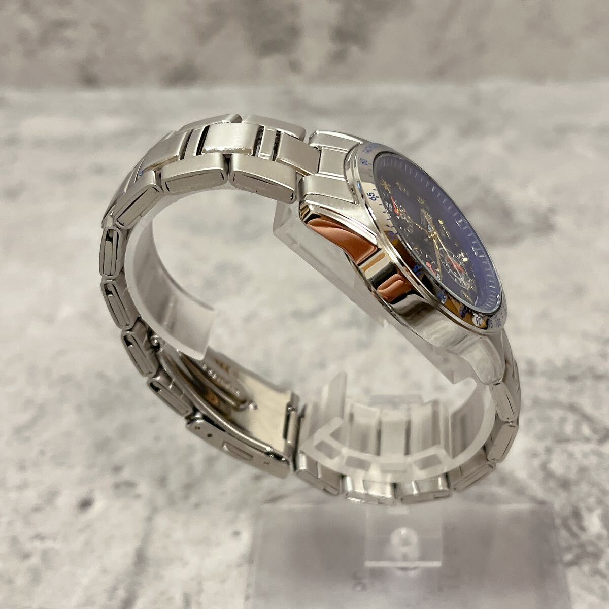 美品 SEIKO ONE PIECE 20周年記念 5000本限定 腕時計 セイコー 美品 SEIKO ONE PIECE 20周年記念 5000本限定 腕時計 セイコー