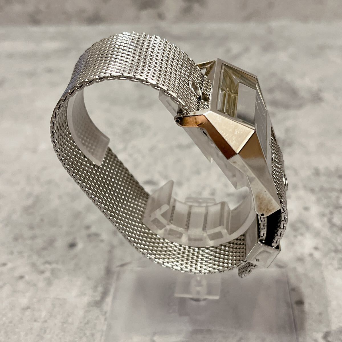 希少 美品 jean paul gaultier 1998 腕時計 稼働品 ジャンポール 希少 美品 jean paul gaultier 1998 腕時計 稼働品 ジャンポール