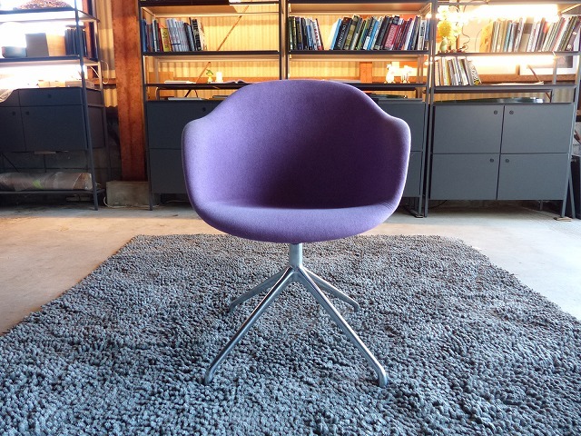 d.｜BoConcept ボーコンセプト｜Adelaideアデレード チェア (回転ベース付き)　ポリッシュドアルミ