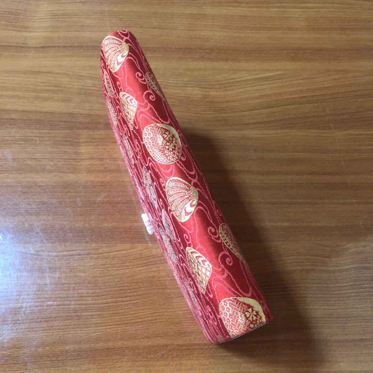 送料無料〉ミキモト クラッチバッグ 真珠 パール バッグ 送料無料〉ミキモト クラッチバッグ 真珠 パール バッグ
