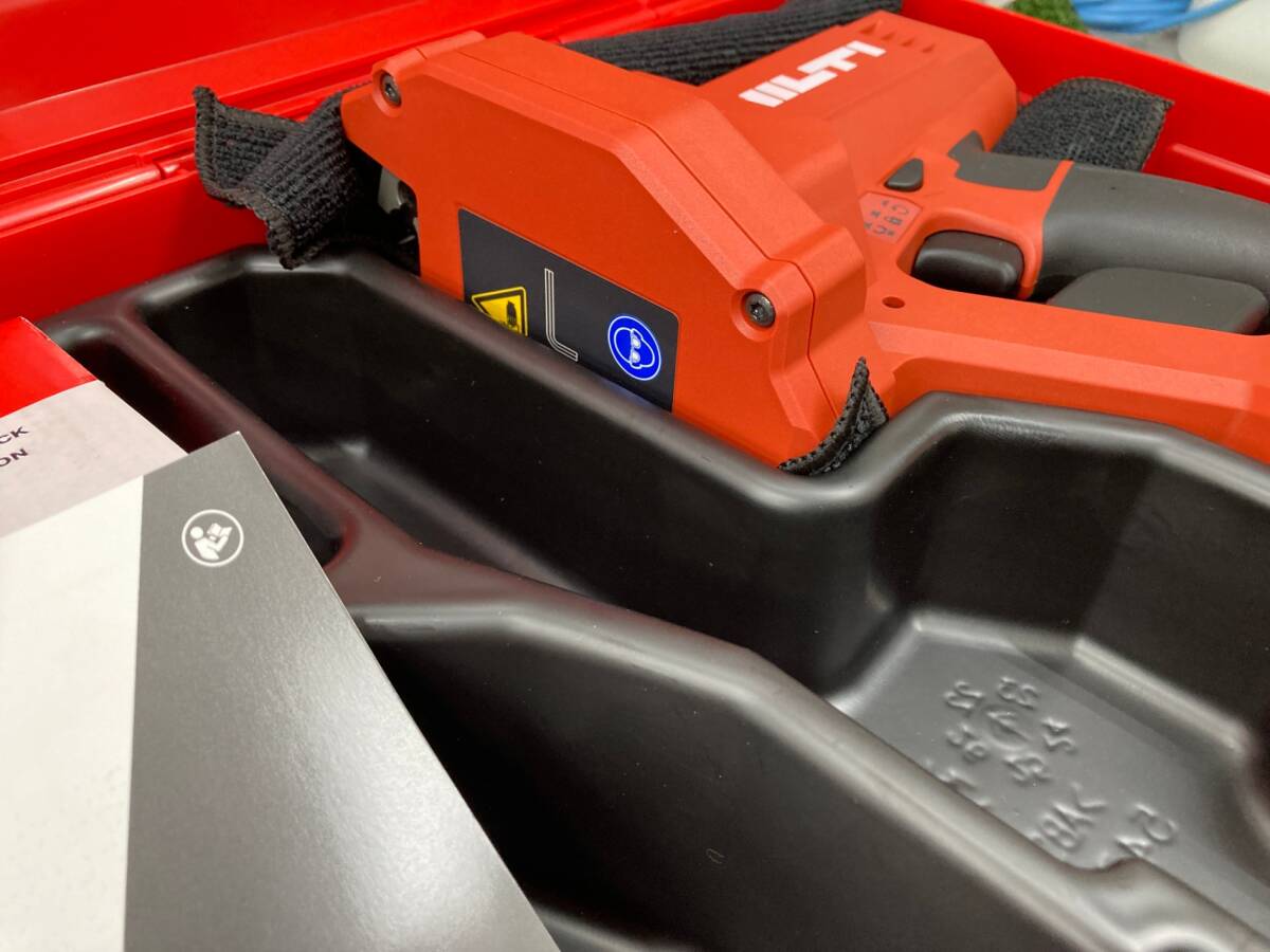 未使用品】HILTI 充電式寸切ボルトカッター(本体・ケース・充電 未使用品】HILTI 充電式寸切ボルトカッター(本体・ケース・充電