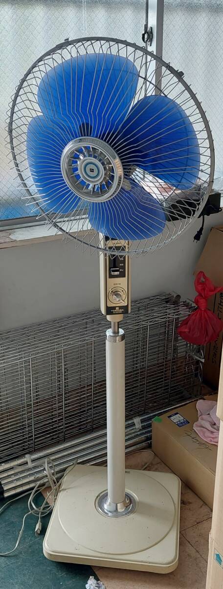 TOSHIBA 扇風機 東芝 S-40F22 昭和レトロ 大型扇風機 TOSHIBA 扇風機 東芝 S-40F22 昭和レトロ 大型扇風機