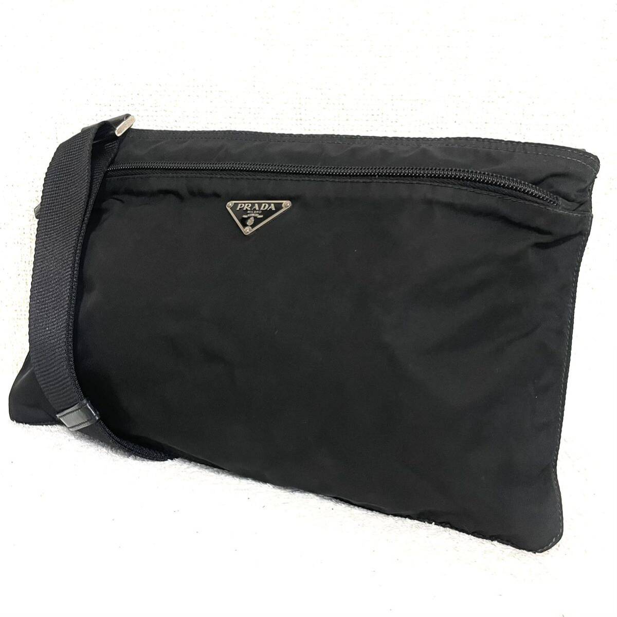 1円スタート！ 美品 PRADA プラダ ナイロン ショルダーバッグ 斜め掛け サコッシュ クロスボディ ブラック NERO 三角ロゴ テスート