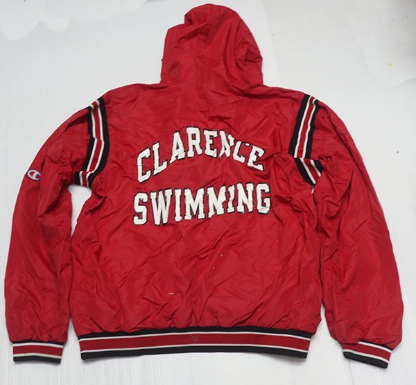 NJ37チャンピオンCHAMPIOアメリカ古着アメリカ製ナイロンジャケット80’90’Sビンテージ旧タグ旧ロゴ赤系プルオーバーLカレッジTALONタロン_画像1