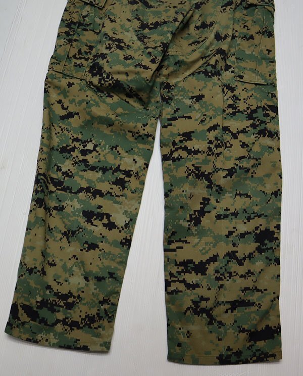 MP60米軍実物USMCアメリカ古著カーゴパンツMARPATマーパッド海兵隊USMCカーゴパンツ迷彩SミリタリーパンツMCCUUデジタルカモTROUSE