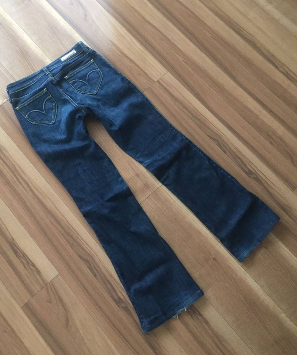 Levi\'s Levi's * made in Japan boots cut jeans *Size 28* lady's * postage 480 jpy ~