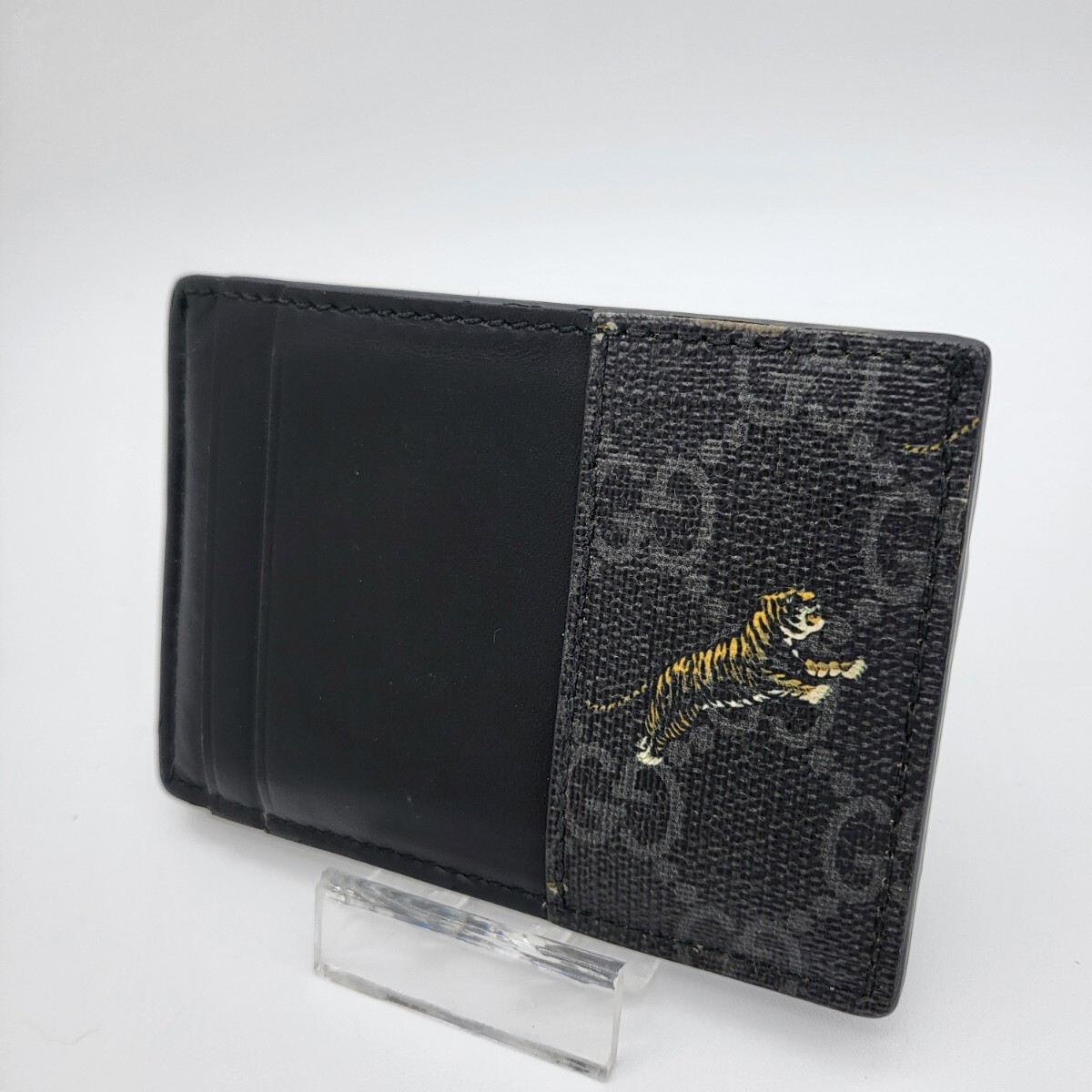GUCCI グッチ 定期入れ カードケース タイガー 虎 ブラック GG GUCCI グッチ 定期入れ カードケース タイガー 虎 ブラック GG