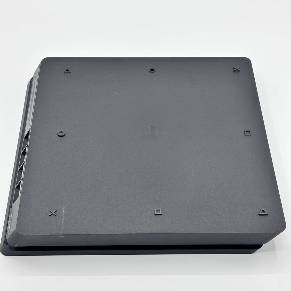 動作確認済 PS4本体 cuh-2000a ジェットブラック 500GB 動作確認済 PS4本体 cuh-2000a ジェットブラック 500GB