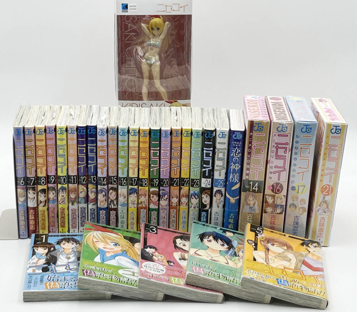完全コンプリート ニセコイ 全巻（全初版・帯付）＋DVD同梱版（新品・計4巻）＋ 桐崎千棘 フィギュア（新品） ／ 古味直志