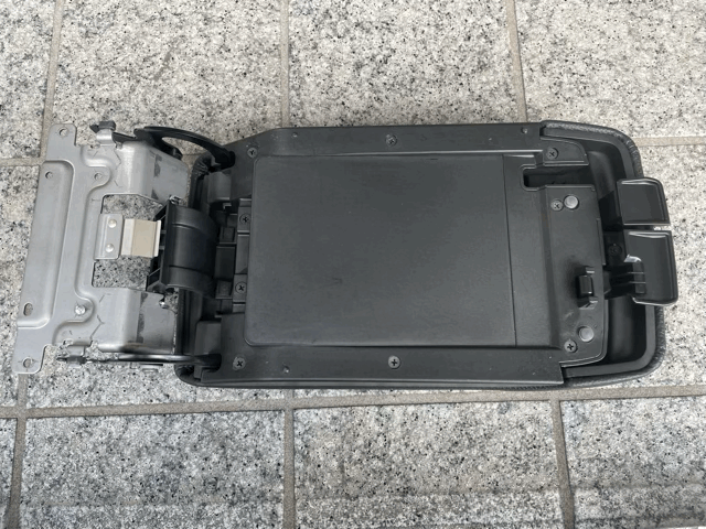 ** поздняя версия Subaru Legacy BRG BMM BRM BR9 BM9 для оригинальный центральный бардачок покрытие **
