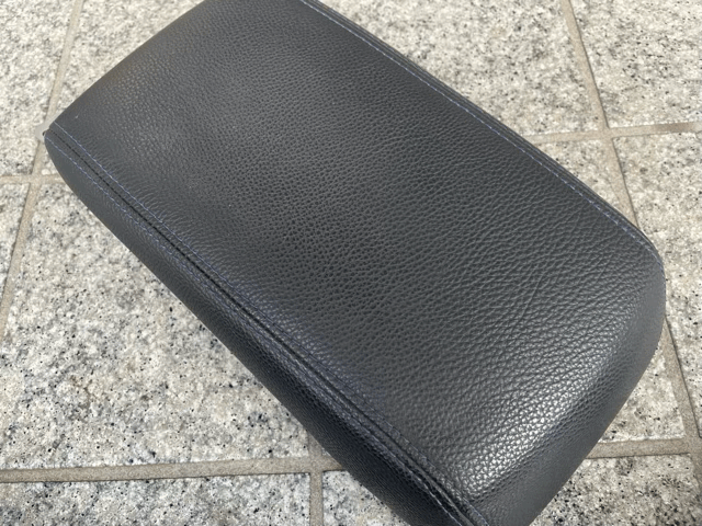 ** поздняя версия Subaru Legacy BRG BMM BRM BR9 BM9 для оригинальный центральный бардачок покрытие **
