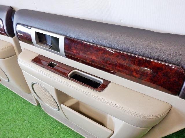 ☆リンカーン ナビゲーター☆ リアドアトリム/内張り 左右セット ★送料無料(沖縄・離島は除く)★ 2130574_画像2