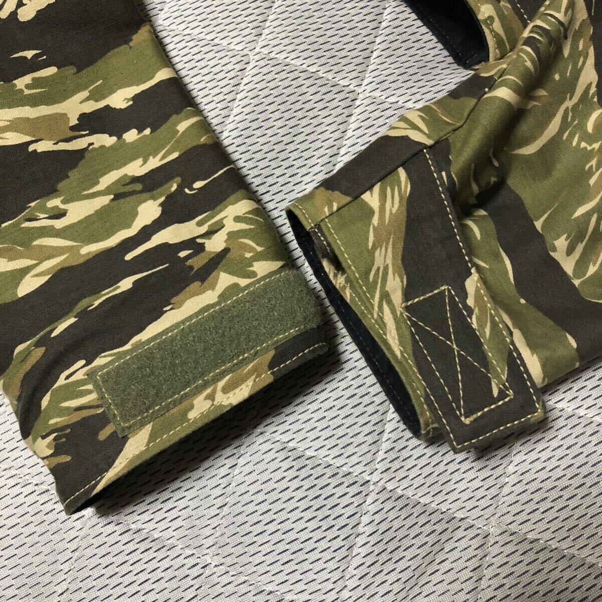 定価46200円 美品 COLIMBO コリンボ タイガーカモ リバーシブル ジャケット S WIND PROOF JACKET タイガーストライプ ミリタリー 定価46200円 美品 COLIMBO コリンボ タイガーカモ リバーシブル ジャケット S WIND PROOF JACKET タイガーストライプ ミリタリー