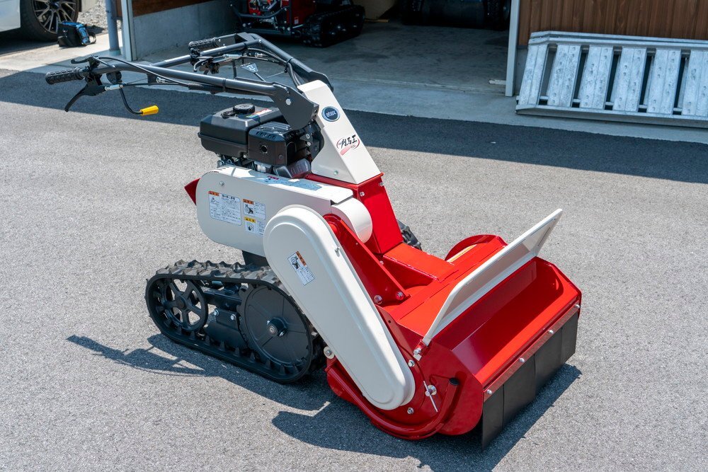 【広島発】★新品★ アテックス 刈馬王 クローラー 草刈機 RX-551 ◆展示機特価品◆ 6.3ps 刈幅550mm 傾斜20度 岡山【かわかく農機】