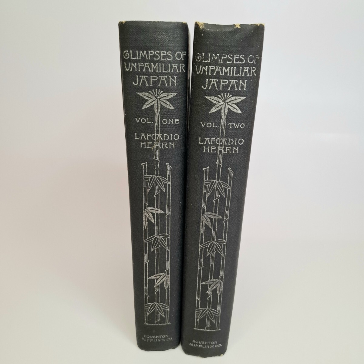 1894年 初版全2巻 小泉八雲 ラフカディオ・ハーン 『知られざる 1894年 初版全2巻 小泉八雲 ラフカディオ・ハーン 『知られざる