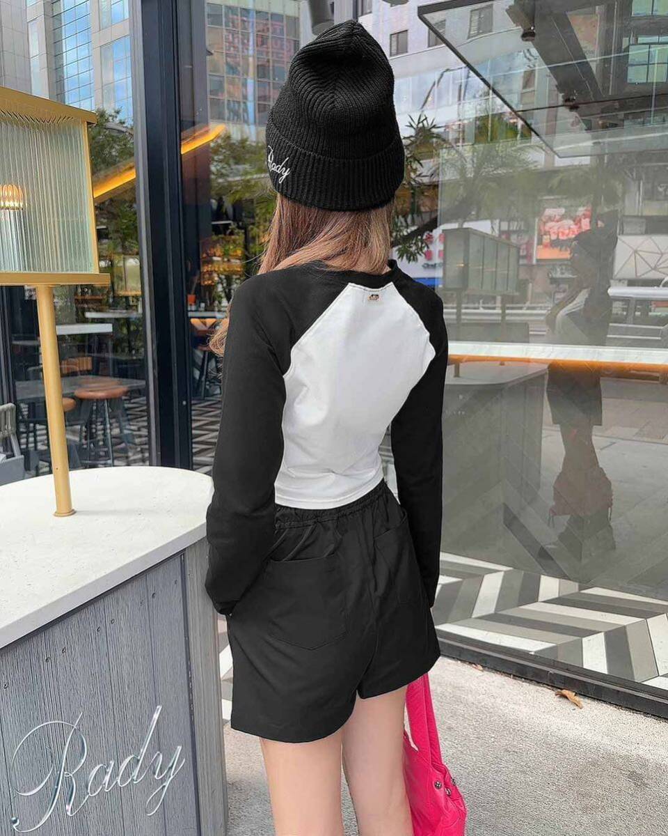 新品　ロンT