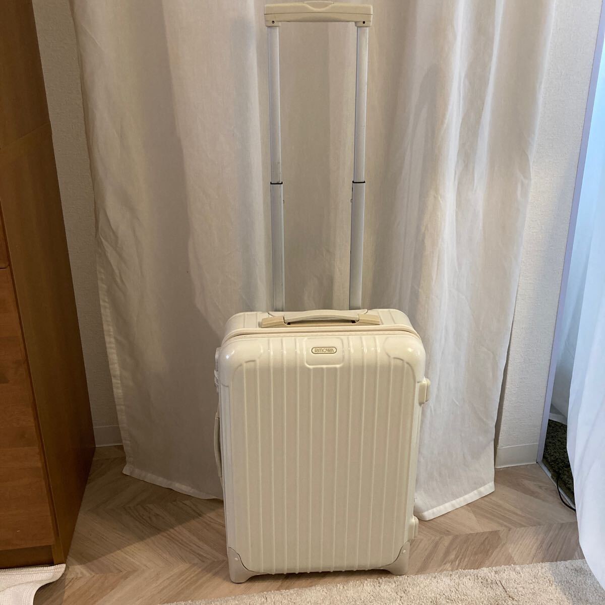 ユナイテッドアローズ別注 リモワ RIMOWA ECRU エクリュ(リモワ ユナイテッドアローズ別注 リモワ RIMOWA ECRU エクリュ(リモワ