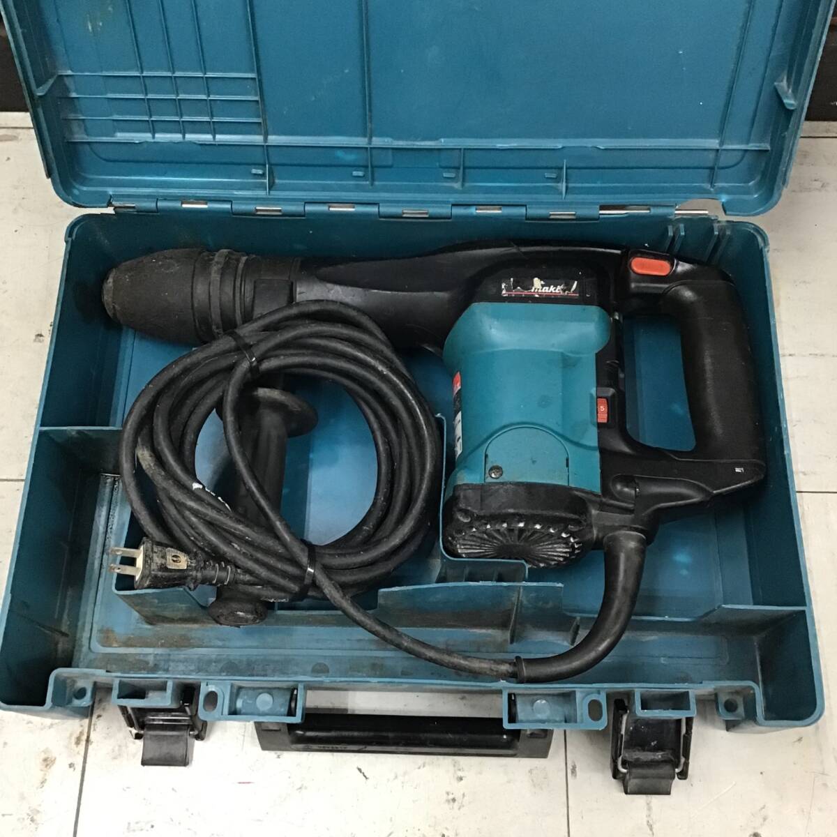 【中古品】 マキタ/makita 電動ハンマ・HM0860C ■送料無料・代引き・店頭受取対応■