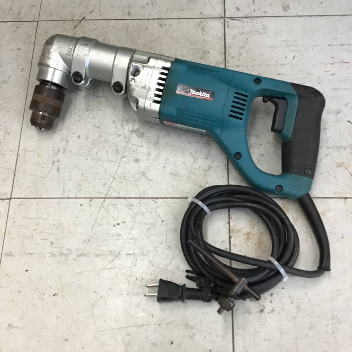 【中古品】 マキタ/makita コーナー(アングル)ドリル DA4000LR ■送料無料・代引き・店頭受取対応■