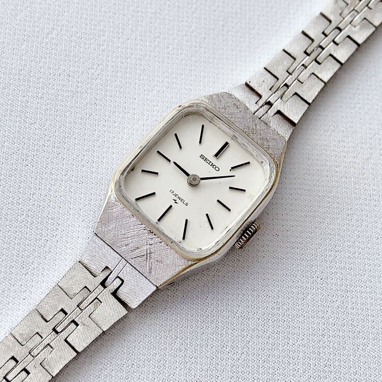 SEIKO 17石 レディース手巻き腕時計 稼動品(11-4120)|Yahoo SEIKO 17石 レディース手巻き腕時計 稼動品(11-4120)|Yahoo