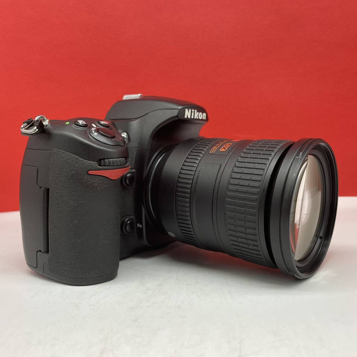 Nikon ニコン D300 デジタル一眼レフ AF-S NIKKOR 18-200mm 1 Nikon ニコン D300 デジタル一眼レフ AF-S NIKKOR 18-200mm 1