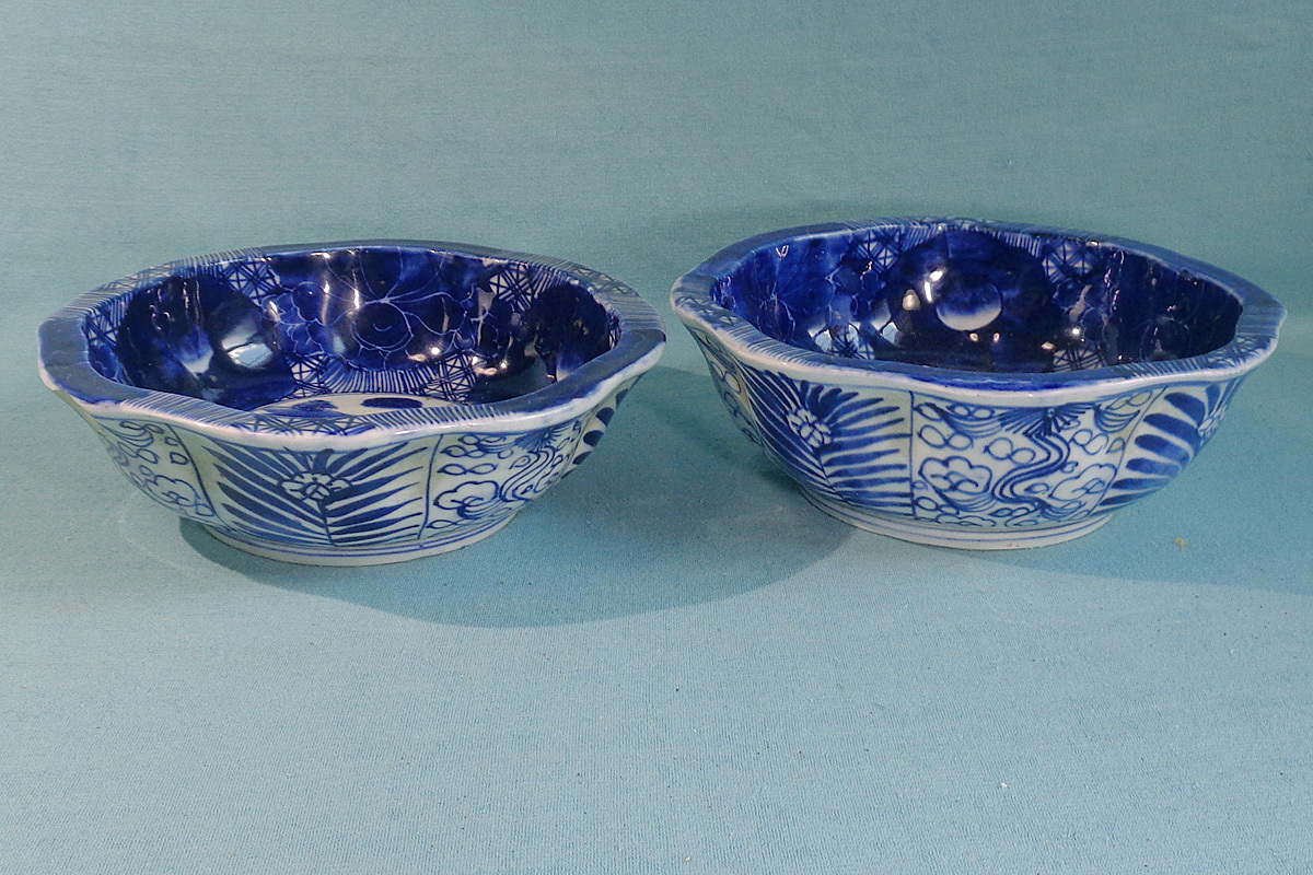 HS 10 古伊万里 染付 ベロ藍 山水 線画 輪花 皿 深皿 鉢 7寸鉢 HS 10 古伊万里 染付 ベロ藍 山水 線画 輪花 皿 深皿 鉢 7寸鉢