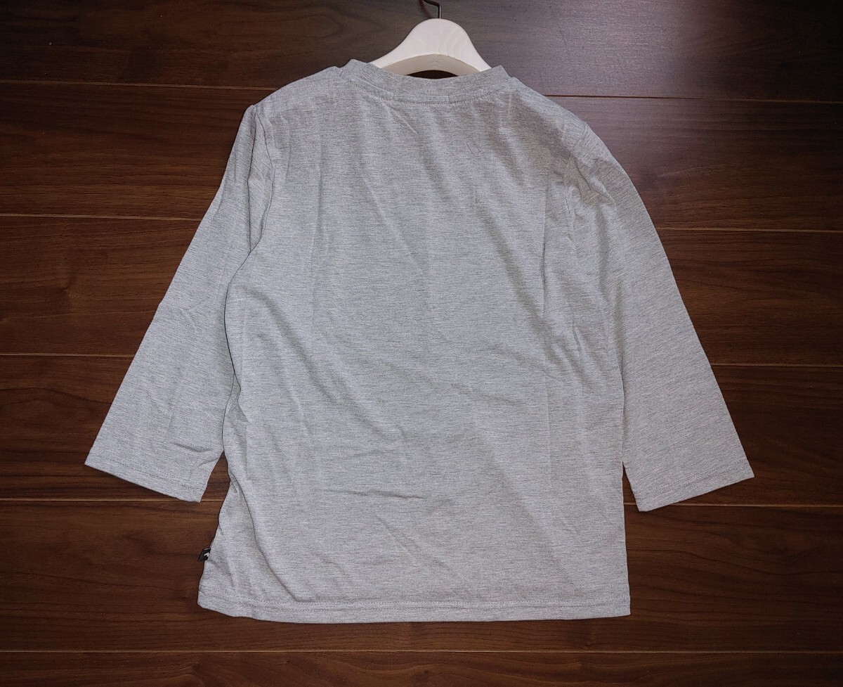 ◆新品◆PETER RABBIT ピーターラビット◆BEATRIX POTTER ビアトリクス・ポター◆兎 花柄 プリント Tシャツ◆カットソー トップス◆グレー_画像3