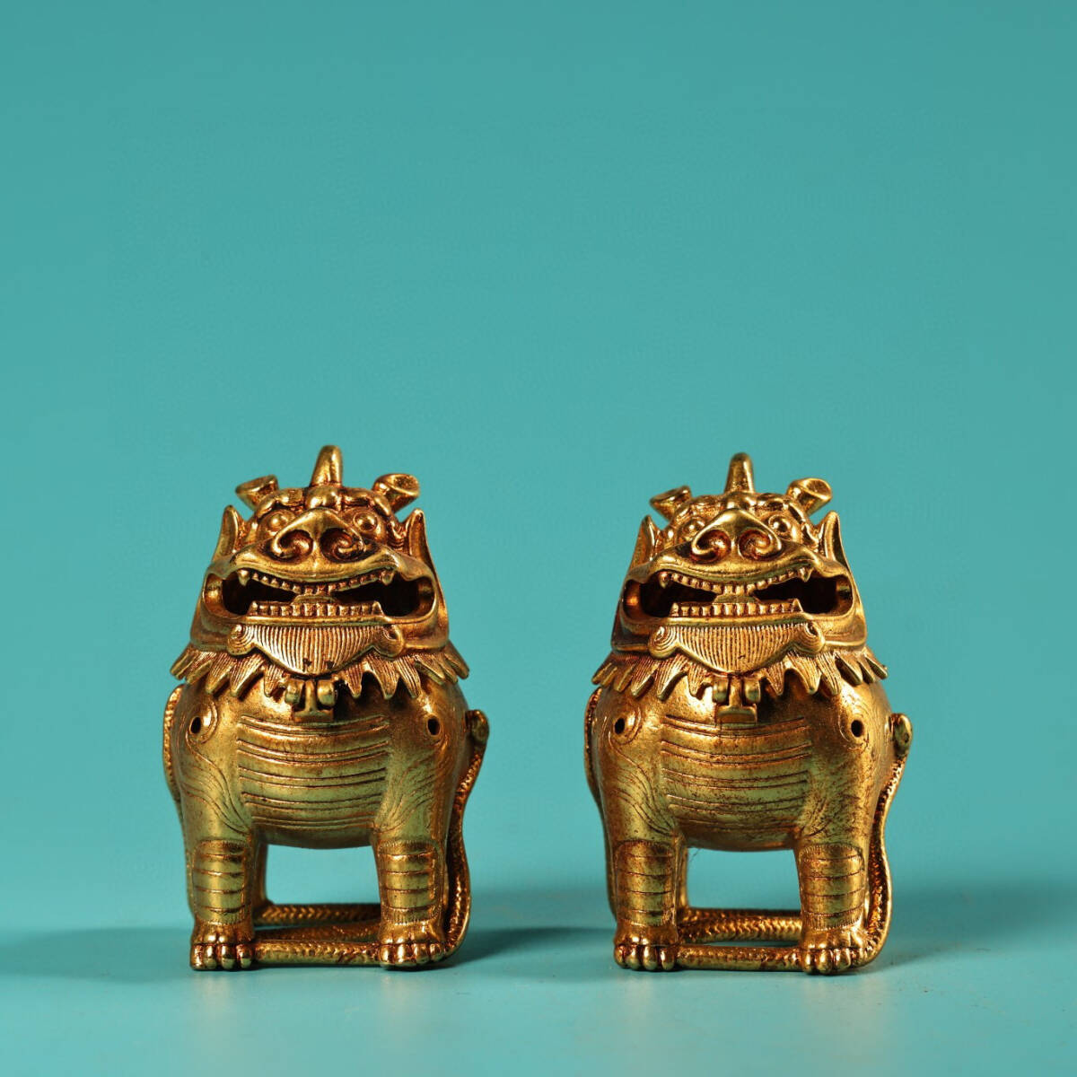 麒麟銅像 涂金 チベット仏教 中国美術 瑞獣 A784 美術品 - 彫刻 麒麟銅像 涂金 チベット仏教 中国美術 瑞獣 A784 美術品 - 彫刻