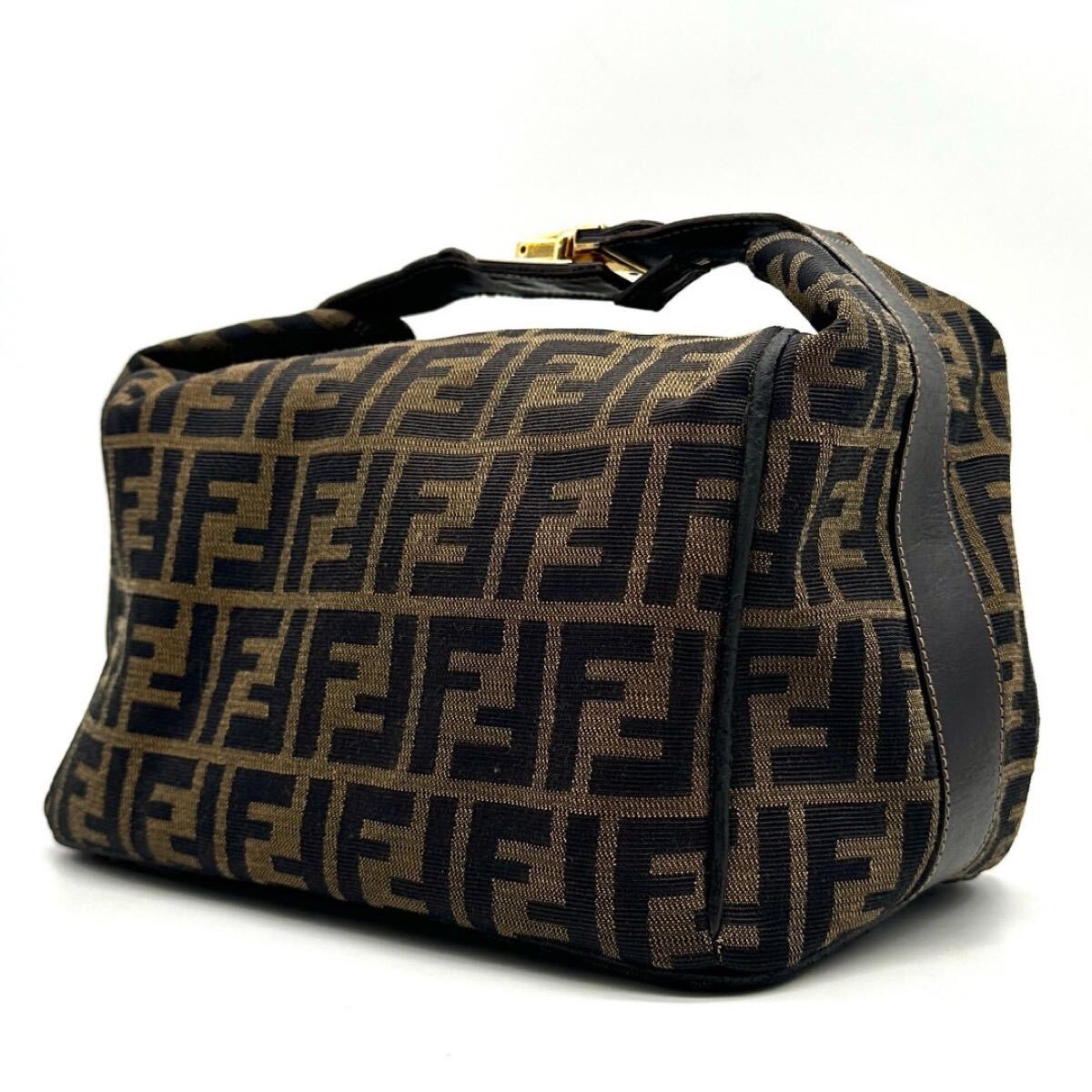 フェンディ【美品】FENDI バニティ アクセサリーポーチ ハンドバッグ ズッカ柄 FF金具 ロック ゴールド金具 レザー 本革 キャンバス