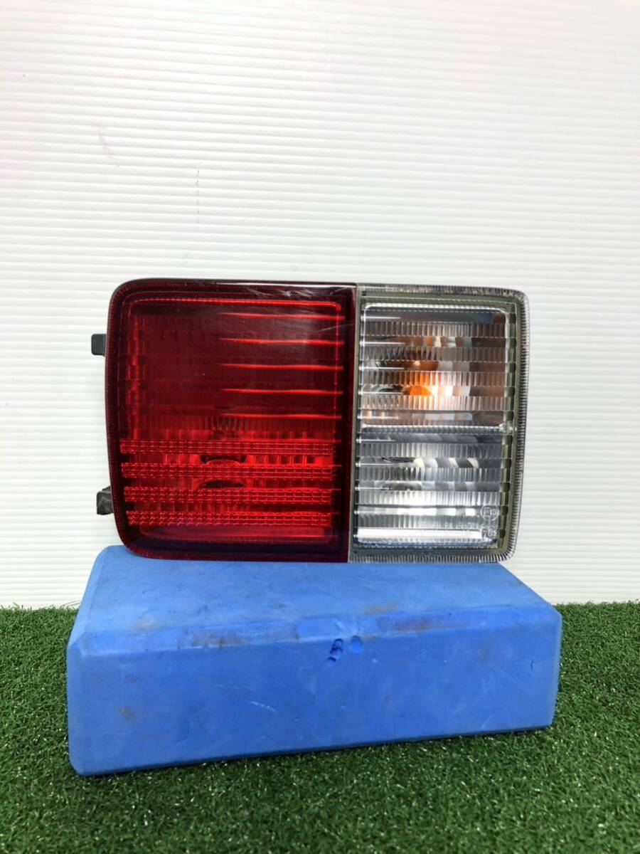 スズキ　DA64V エブリィ バン用　左テールランプ　トーカイデンソー　35603-68H0 DG64V スクラム　DA17V DR17V リア左テール　エブリー 