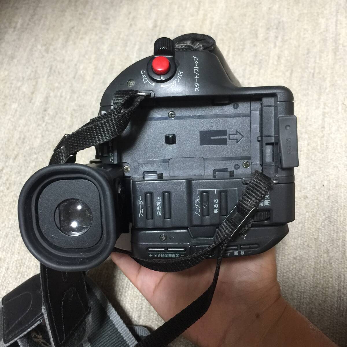 SONY CCD-TRV95 現状品(8ミリビデオカメラ)|売買された SONY CCD-TRV95 現状品(8ミリビデオカメラ)|売買された