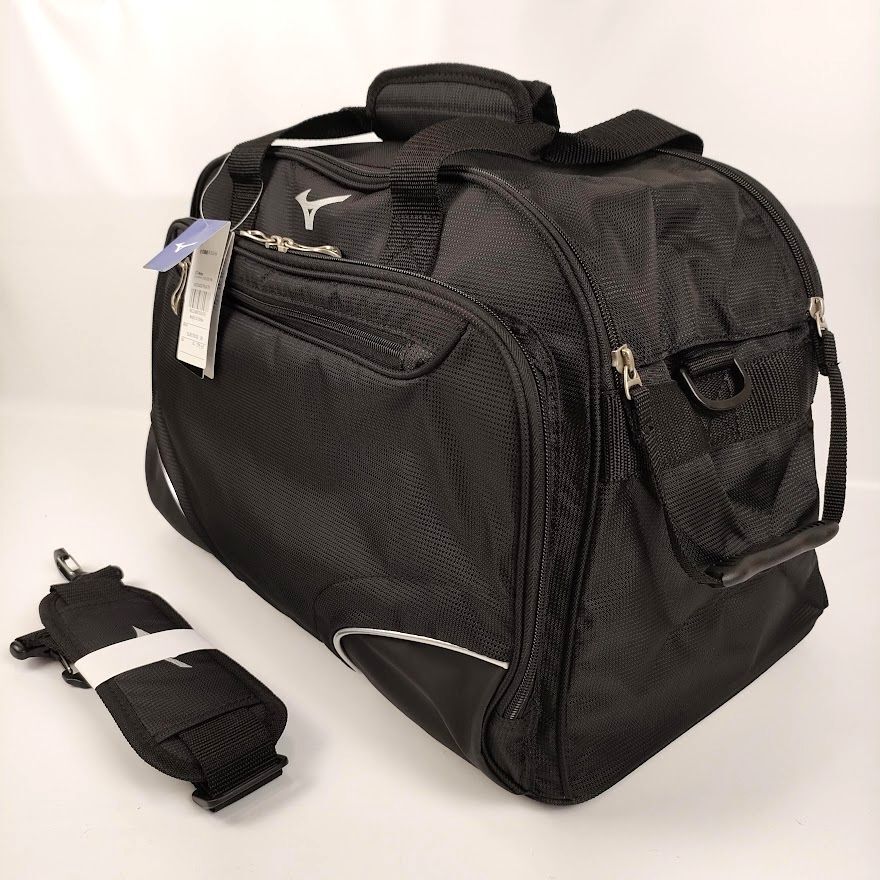 新品未使用 ミズノ ボストンバッグ 30L タグ付 MIZUNO GOLF 新品未使用 ミズノ ボストンバッグ 30L タグ付 MIZUNO GOLF