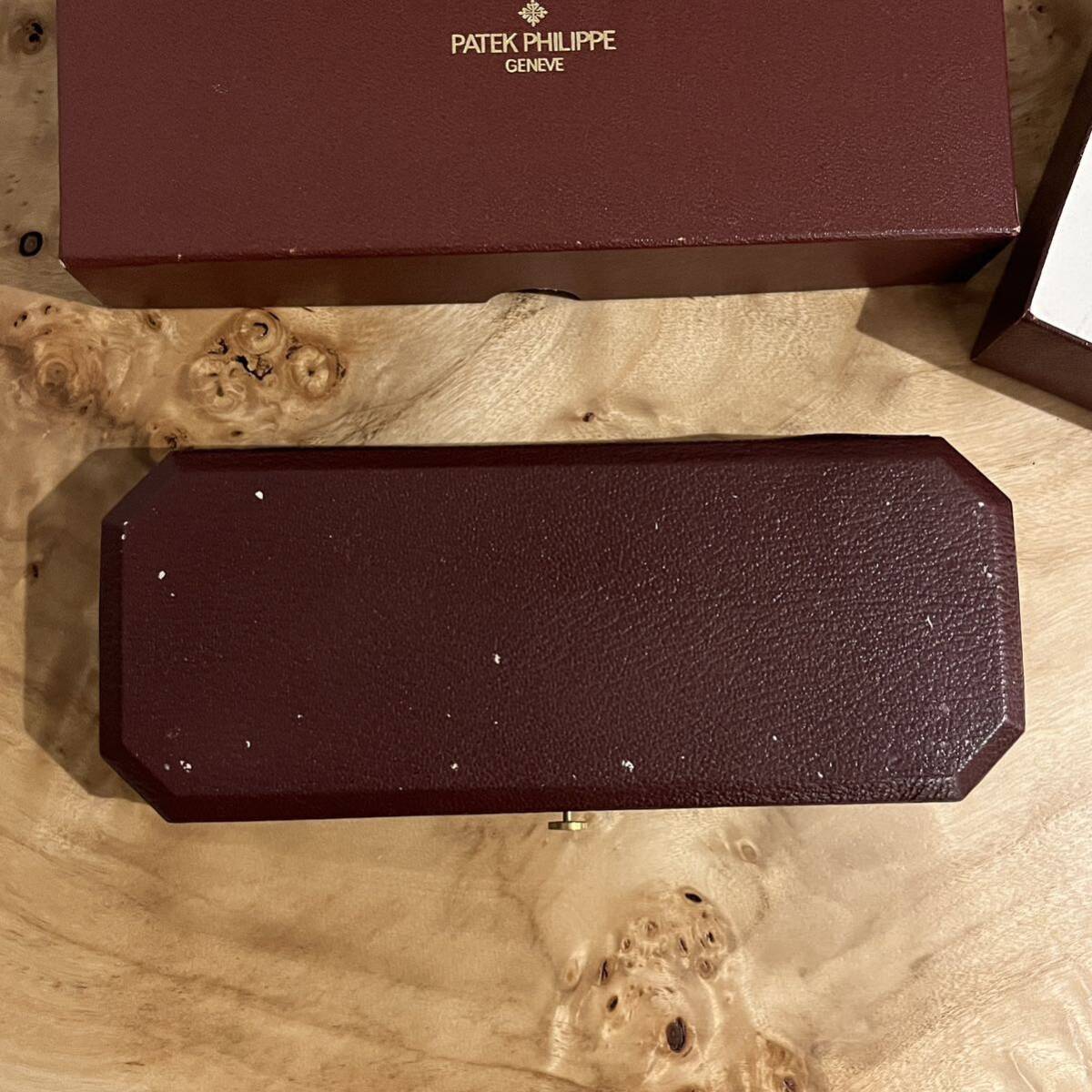 送料無料 PATEK PHILIPPE パテックフィリップ 付属品 時計 内箱 送料無料 PATEK PHILIPPE パテックフィリップ 付属品 時計 内箱