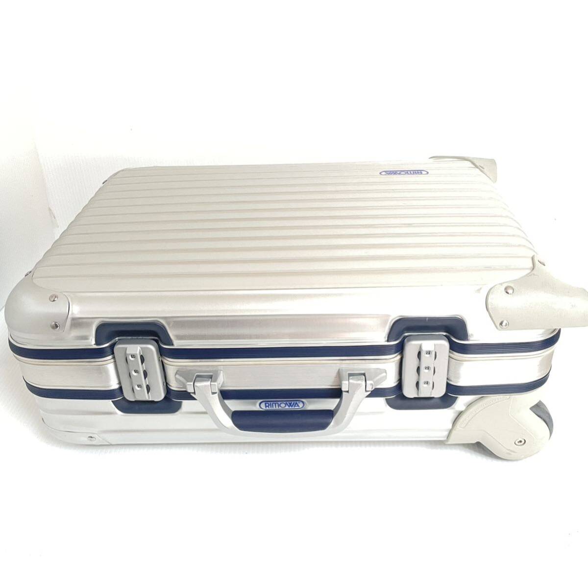 奇跡の美品 RIMOWA リモワ トパーズ シルバーインテグラル 32L 奇跡の美品 RIMOWA リモワ トパーズ シルバーインテグラル 32L
