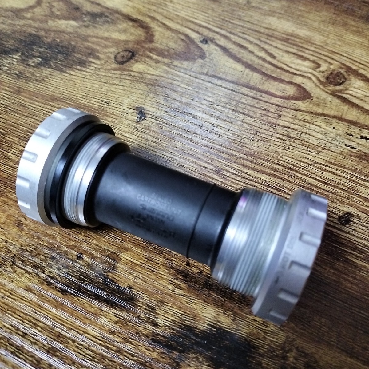 SHIMANO ボトムブラケット ホローテック SM-BB70