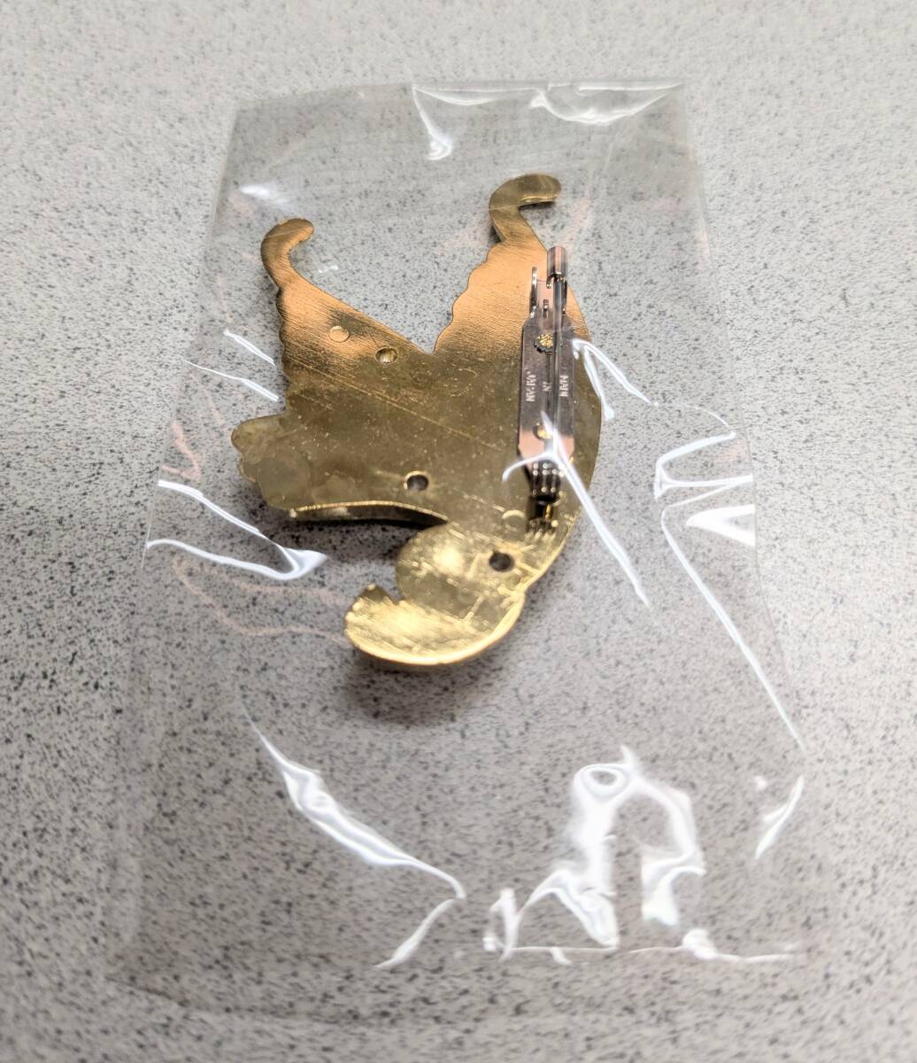 新品 未使用 未開封ブローチ 金色 和装小物 和装 着物小物 MADE IN JAPAN マークあり裏側 ワンポイント レア 品のある 金色コレクション _画像6