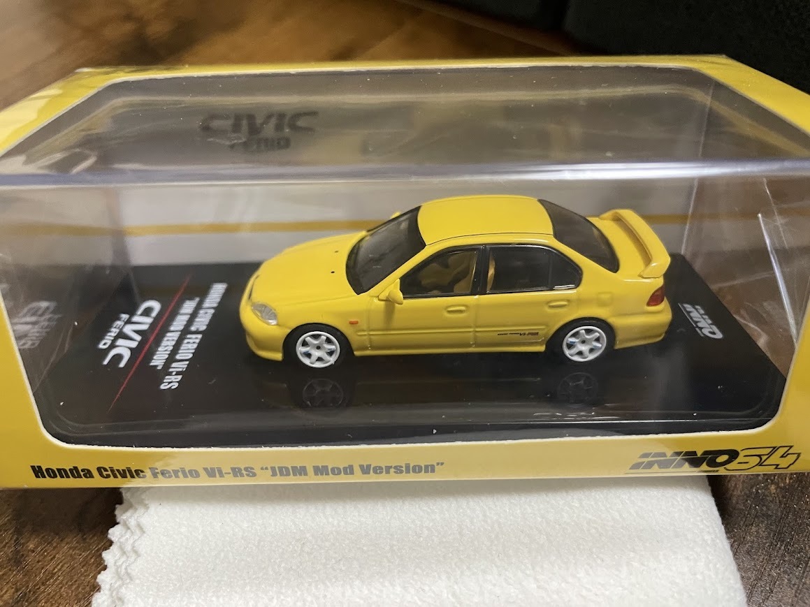 1:43 Spark Aston Martin Vantage Amr 4.5L V8 #95 Le Mans 2021 1:43 Spark Aston Martin Vantage Amr 4.5L V8 #95 Le Mans 2021