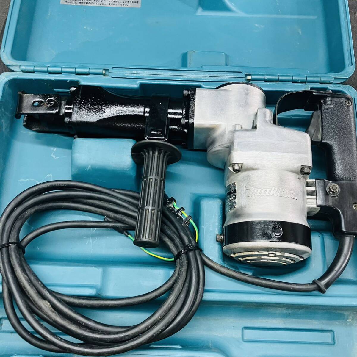 makita マキタ 100V 電動ハンマ 六角シャンク21mm HM1201 中古美 makita マキタ 100V 電動ハンマ 六角シャンク21mm HM1201 中古美
