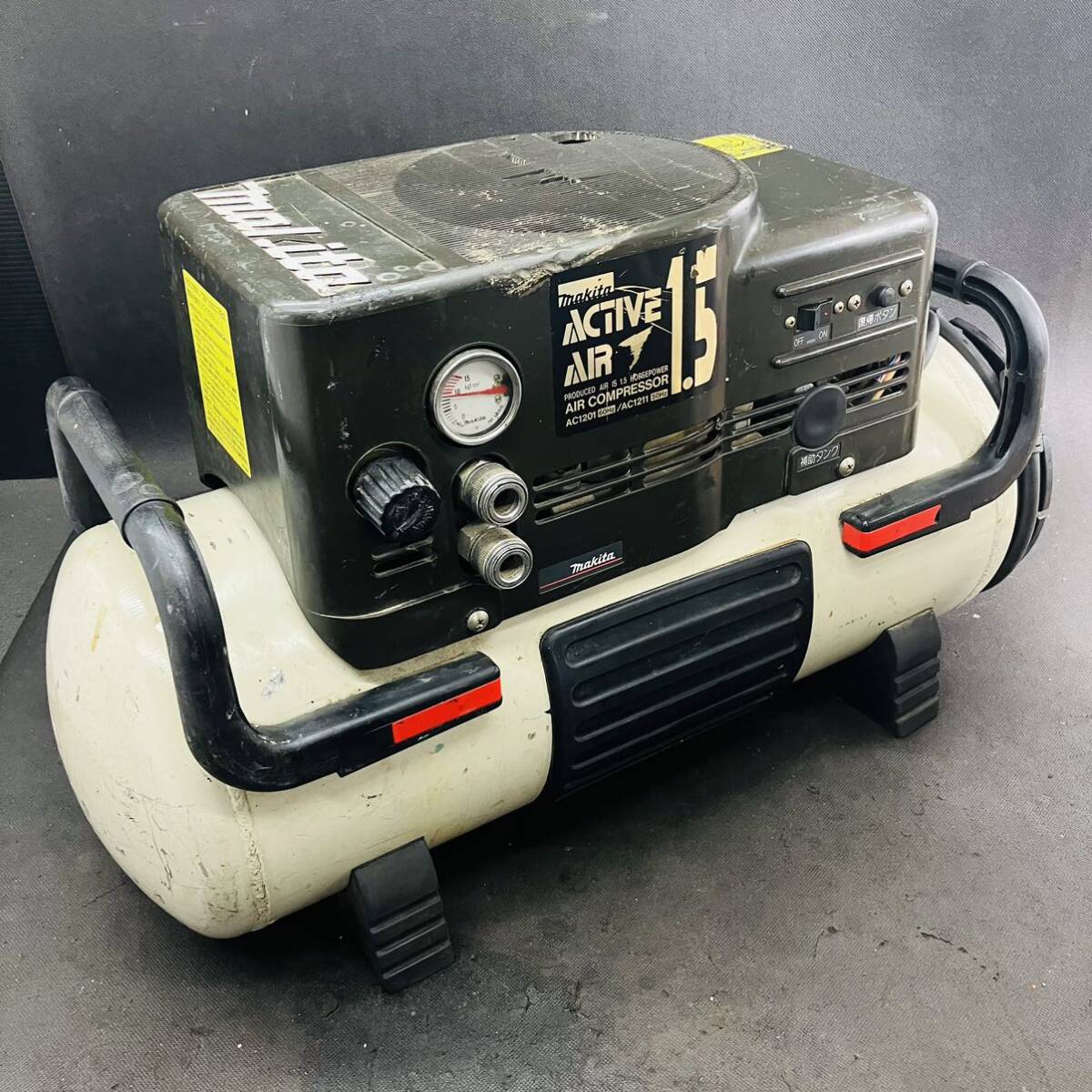 makita マキタ 常圧エアーコンプレッサー AC1211 100V50Hz専用機 makita マキタ 常圧エアーコンプレッサー AC1211 100V50Hz専用機