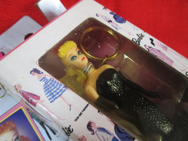 ★90年代　ヴィンテージバービー キーリング　キーホルダー ソロインザスポットライトバービー　ブロンド　金髪　新品箱入り_画像3
