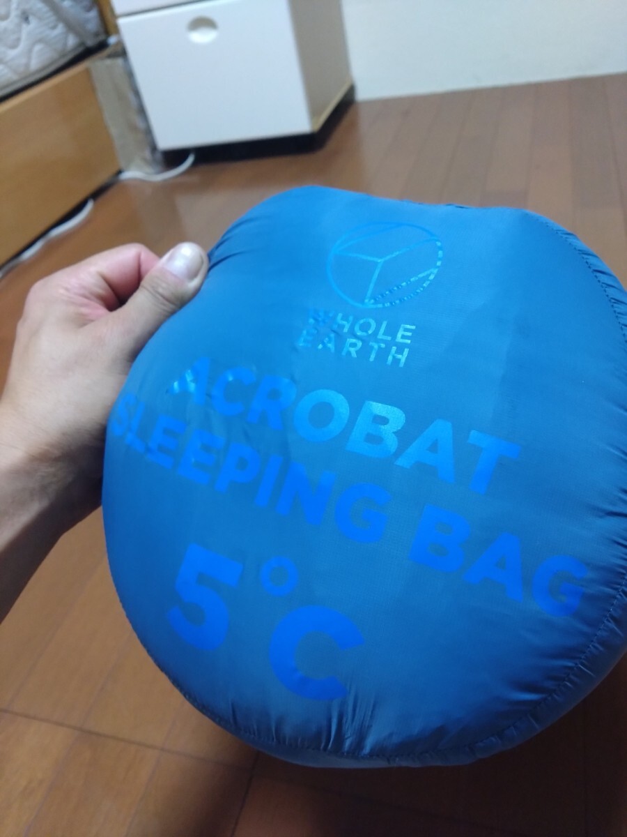 ホールアース アクロバット スリーピングバッグ ５℃(スノーピーク ナンガ テント シュラフ NEMO ノルディスク タープ 焚火台 出品中)