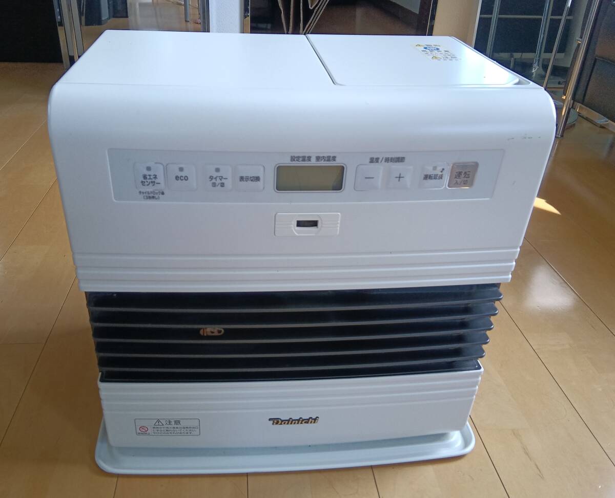 【送料無料】ダイニチ　石油ファンヒーター　1シーズン使用