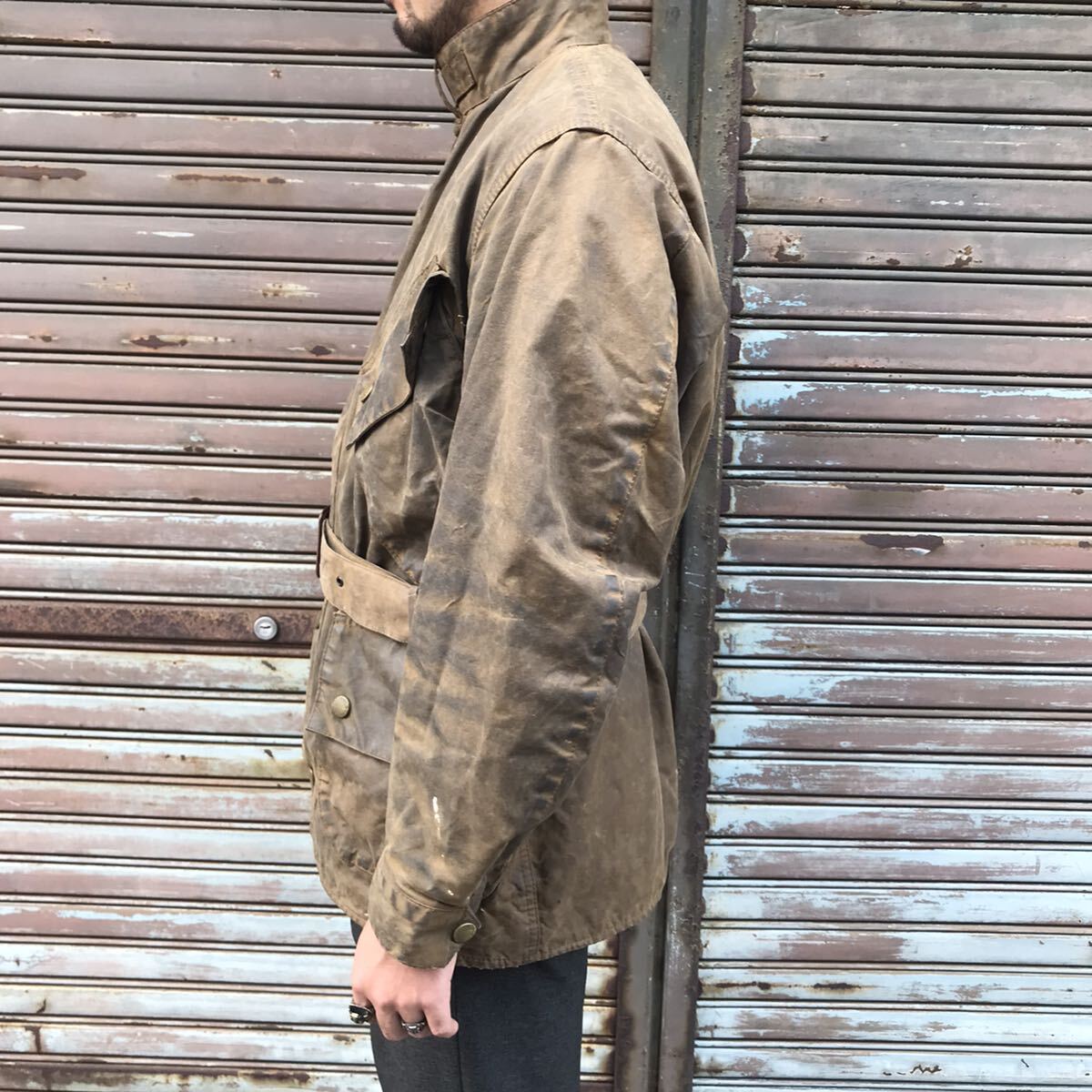 雰囲気抜群 90s 英国製 Barbour INTERNATIONAL SUIT バブアー 雰囲気抜群 90s 英国製 Barbour INTERNATIONAL SUIT バブアー