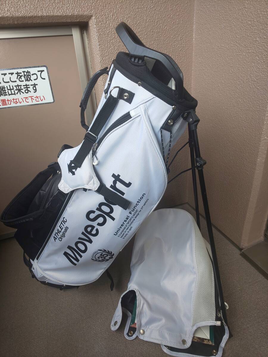 美品　DESCENTE 8.5型 スタンド式 デサント キャディバッグ デサント / DESCENTE GOLF 軽量 8.5型スタンド式キャディバッグ