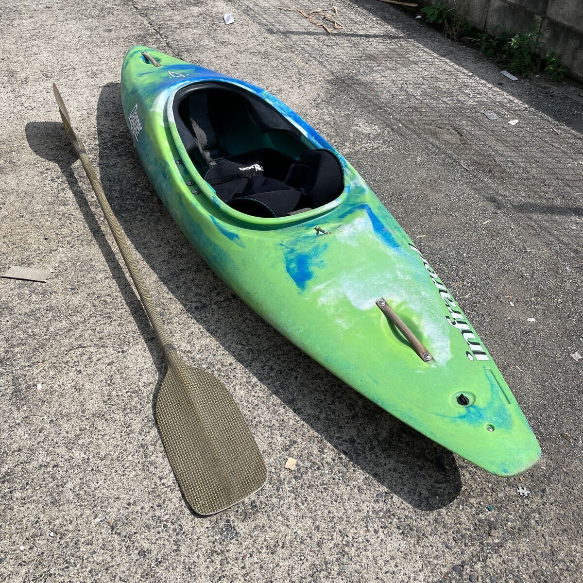 UTT143【引取限定】Dagger カヌー カヤック アウトドア 川 全長256cm