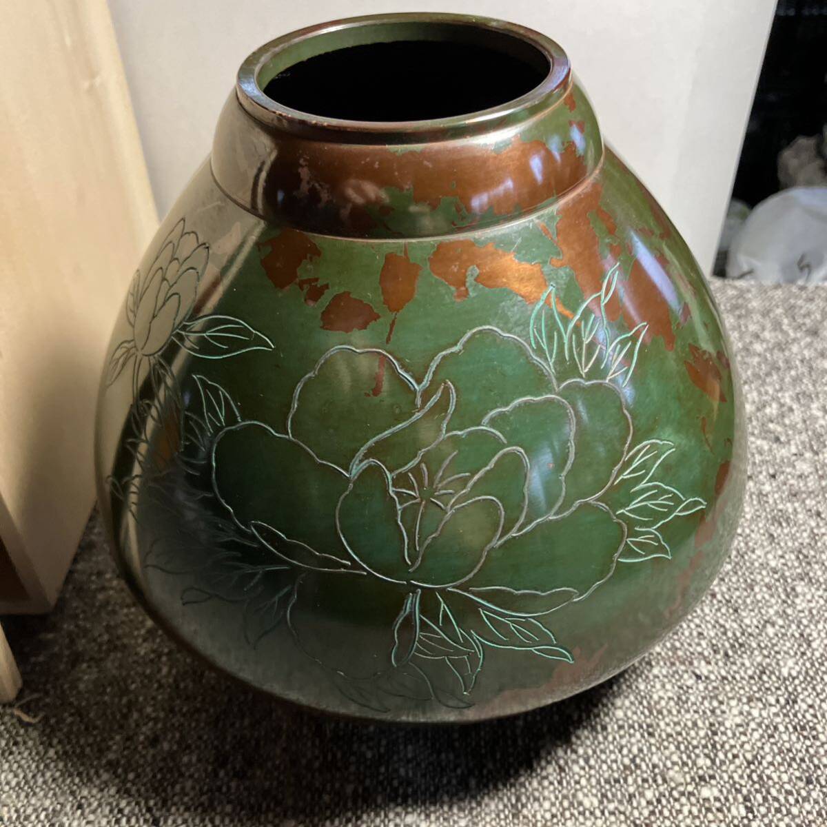 未使用 花瓶 花器 勝峰作 銅器 記念品 フラワーベース|Yahoo 未使用 花瓶 花器 勝峰作 銅器 記念品 フラワーベース|Yahoo