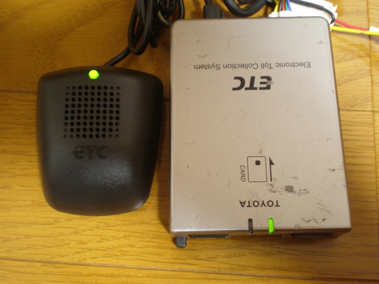 電源?カード挿入時、確認お願いします。