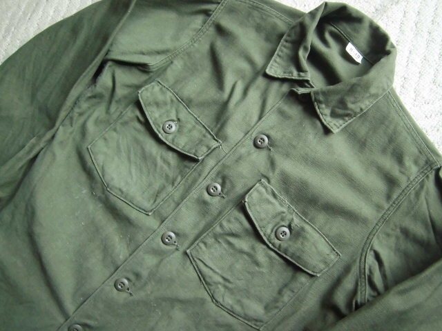 70s 米軍 実物 ユーティリティ シャツ ビンテージ コットン サテン 1970年 OG-107 15 1/2 x 33