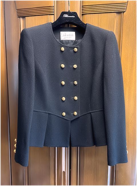 jun ashida ジュン・アシダ★ペプラム・ノーカラー・ジャケット・ブラック・ゴールドボタン・9号・M～L★セレモニー・フォーマル★美品