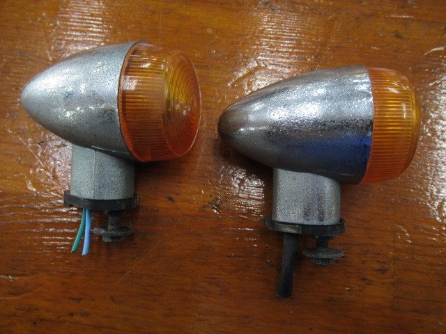 ▼ゼファー750 フロントウインカー左右